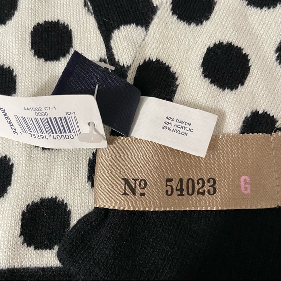 GAP Polka Dots Knit Scarf - Picture 4 of 4